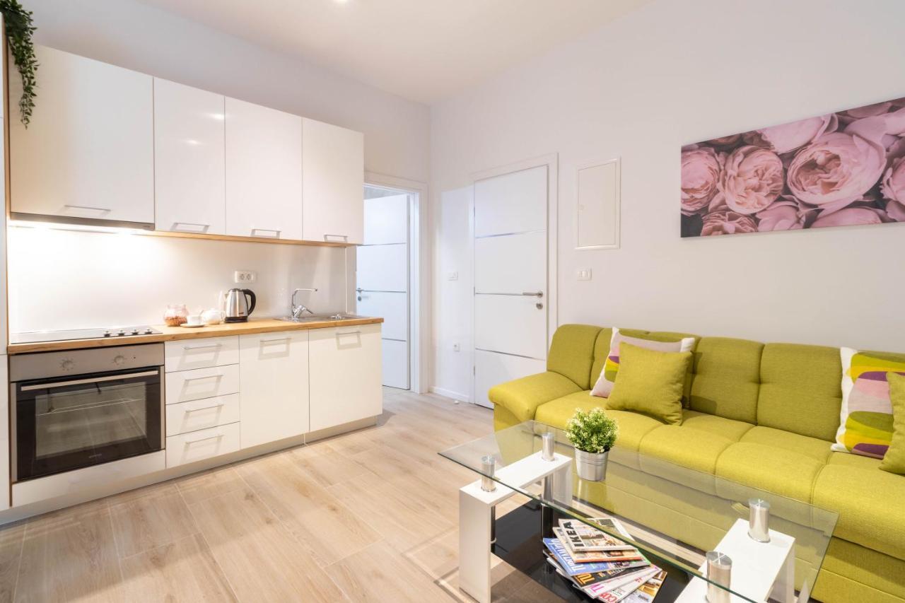 Apartments Fiorello Риека Экстерьер фото